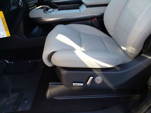 New 2025 Lincoln Navigator Reserve image 11