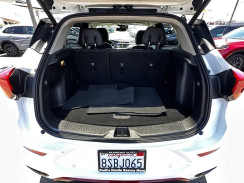 Used 2020 Buick Encore GX Essence w/ Advanced Technology Package FWD image 6