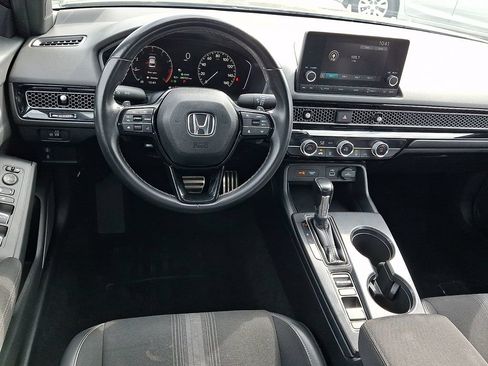 Used 2023 Honda Civic Sport image 2