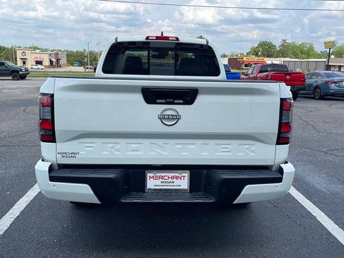New 2025 Nissan Frontier SV image 19