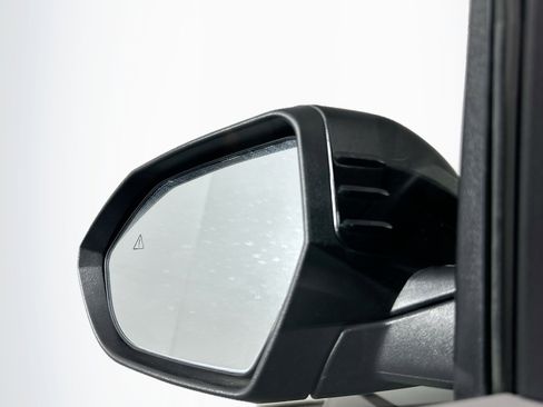 Used 2025 Hyundai Kona SEL image 16