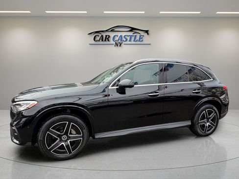 Used 2023 Mercedes-Benz GLC 300 4MATIC image 13