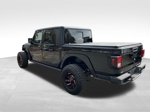 Used 2022 Jeep Gladiator Sport AWD/4WD image 3
