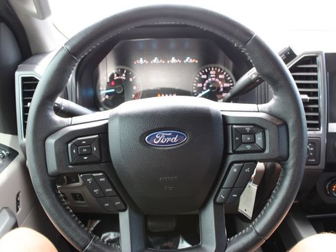 Used 2020 Ford F150 XLT w/ Equipment Group 302A Luxury AWD/4WD image 12