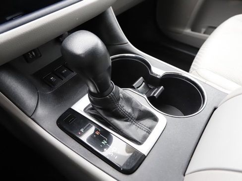 Used 2016 Toyota Highlander LE image 27