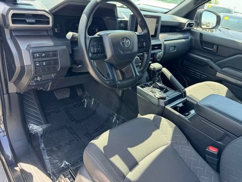 Used 2026 Toyota Tacoma SR5 AWD/4WD image 13