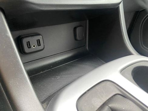 Used 2021 Chevrolet Colorado LT w/ LT Convenience Package image 22