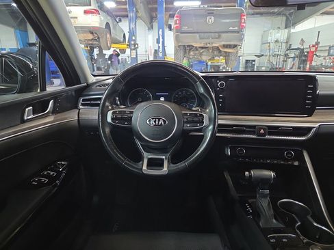 Used 2021 Kia K5 EX w/ EX Premium Package image 13