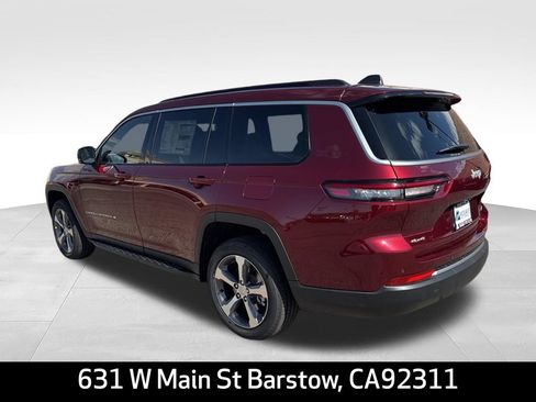 New 2026 Jeep Grand Cherokee L Limited w/ Luxury Tech Group II AWD/4WD image 6