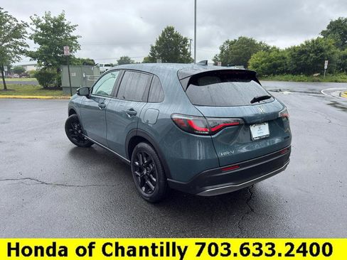 Certified 2025 Honda HR-V Sport image 5