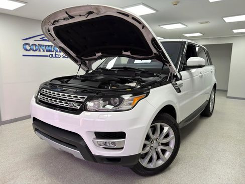 Used 2017 Land Rover Range Rover Sport HSE AWD/4WD image 35