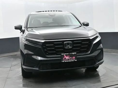 Used 2025 Honda CR-V EX image 3