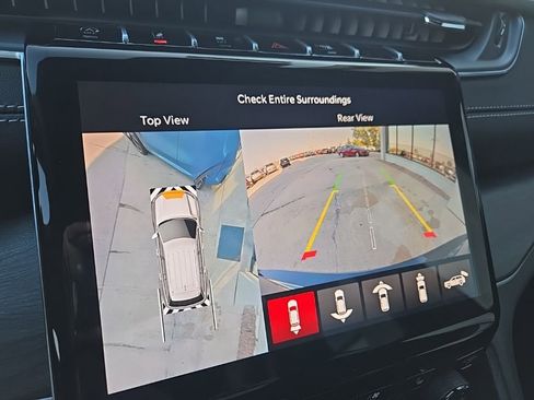 New 2025 Jeep Grand Cherokee Limited w/ Luxury Tech Group II image 61