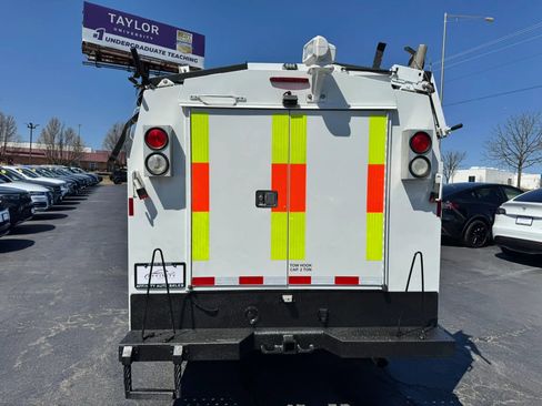 Used 2015 Chevrolet Silverado 3500 W/T image 4