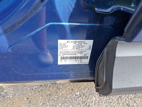 Used 2023 Ford Edge SEL image 31