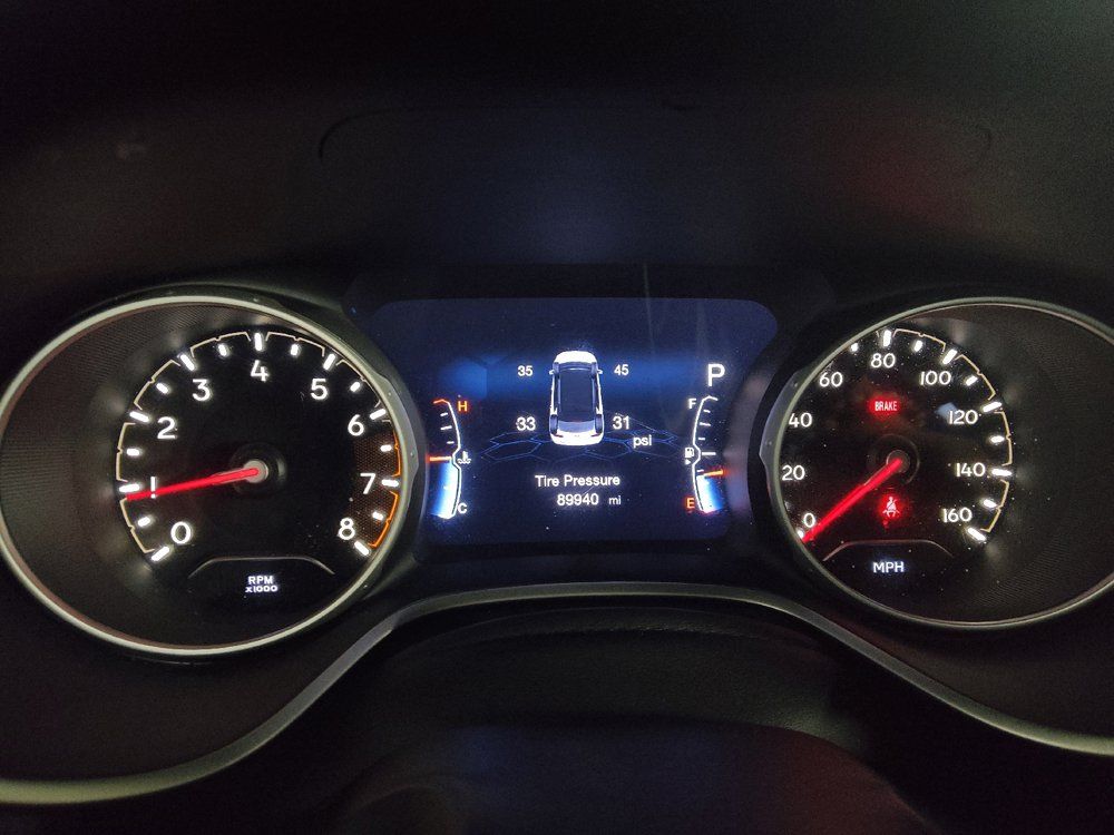 Used 2017 Jeep Compass Latitude w/ Popular Equipment Group AWD/4WD image 23