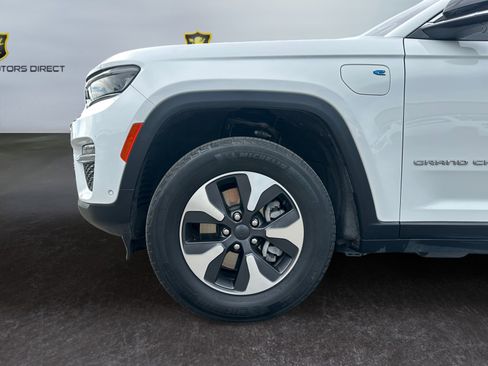 Used 2023 Jeep Grand Cherokee 4WD 4xe w/ Luxury Tech Group II image 14