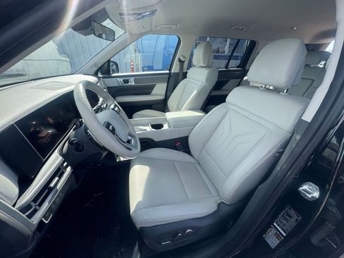 Used 2025 Hyundai Santa Fe SEL image 35