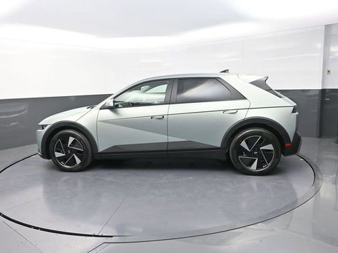 New 2026 Hyundai Ioniq 5 SEL AWD/4WD image 5