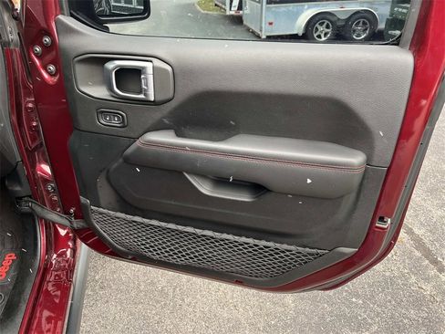 Used 2021 Jeep Gladiator Rubicon image 21
