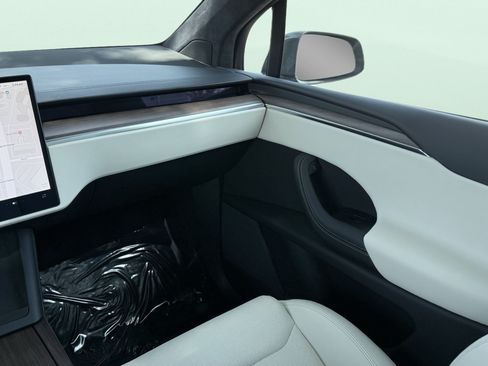 Used 2022 Tesla Model X AWD/4WD image 74