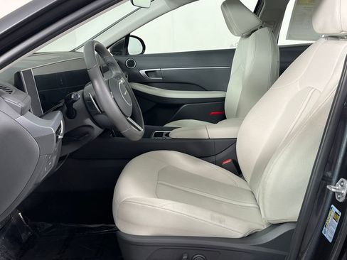 Used 2024 Hyundai Sonata SEL w/ Convenience Package image 11