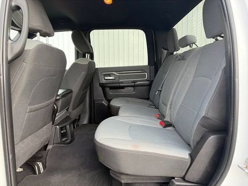 Used 2021 RAM 2500 Big Horn w/ Level 1 Equipment Group AWD/4WD image 40