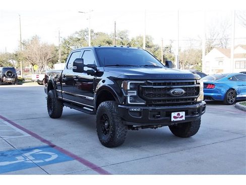 Used 2022 Ford F250 Lariat w/ Tremor Off-Road Package image 6