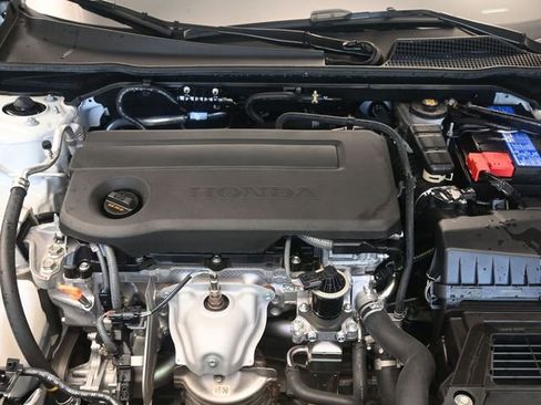 Used 2025 Honda Civic Sport image 21