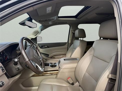 Used 2019 GMC Yukon XL SLT w/ Open Road Package image 16