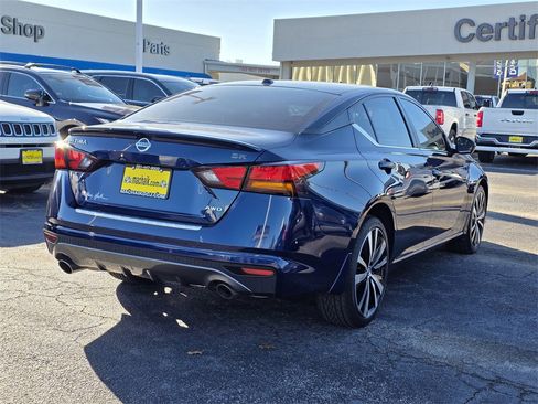 Used 2022 Nissan Altima 2.5 SR image 4