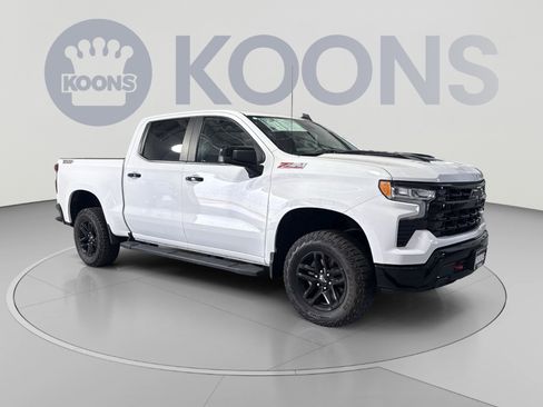 Used 2024 Chevrolet Silverado 1500 LT Trail Boss w/ Protection Package AWD/4WD image 2