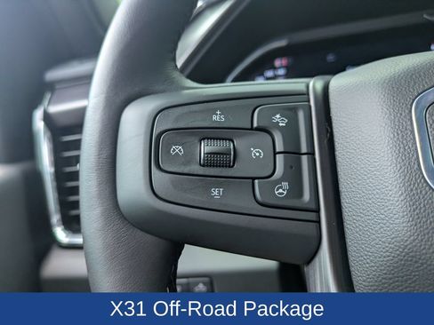 Used 2025 GMC Sierra 2500 Denali Ultimate AWD/4WD image 30