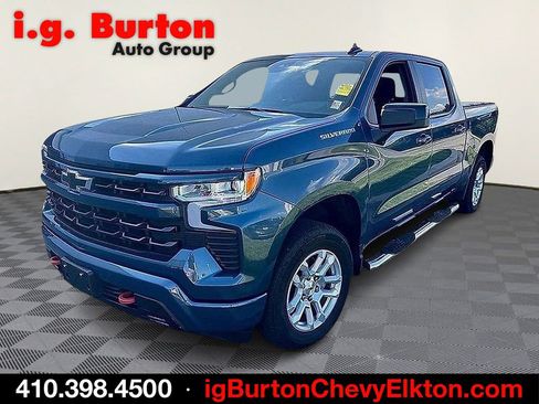 Used 2024 Chevrolet Silverado 1500 RST AWD/4WD image 3