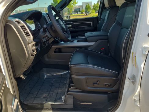 New 2025 RAM 2500 Laramie image 19