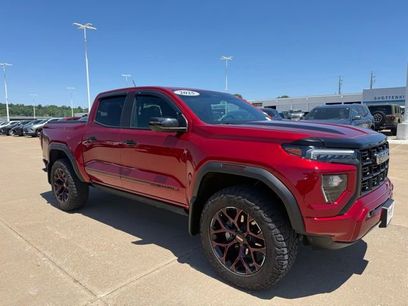 Used 2025 GMC Canyon Denali