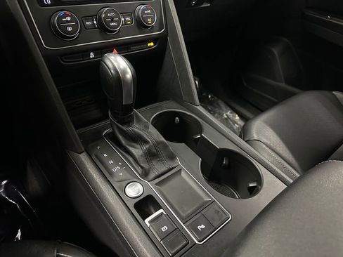 Used 2021 Volkswagen Atlas SE FWD image 22