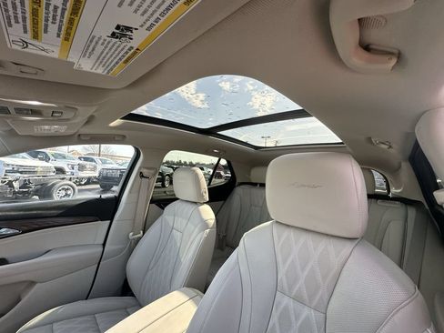 Used 2023 Buick Envision Avenir AWD/4WD image 22