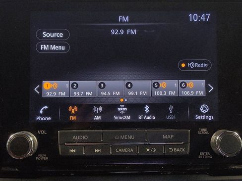 Used 2021 Nissan Titan SV w/ SV Convenience Package RWD image 25