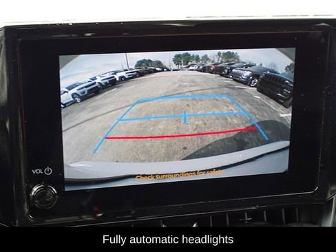 Used 2024 Toyota Corolla LE image 7