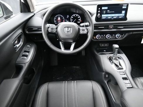 New 2026 Honda HR-V EX-L image 9