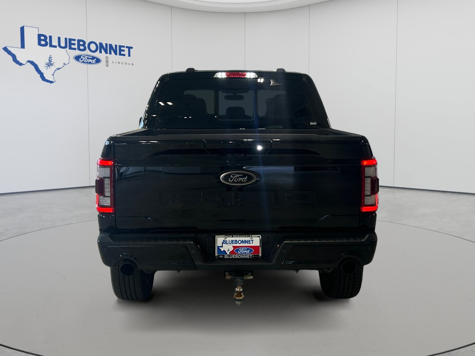 Used 2023 Ford F150 Lariat w/ Equipment Group 502A High AWD/4WD image 6