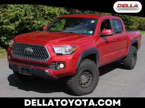 Used 2019 Toyota Tacoma TRD Off-Road AWD/4WD image 1