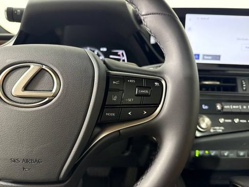 Used 2025 Lexus ES 350 w/ Premium Package FWD image 26