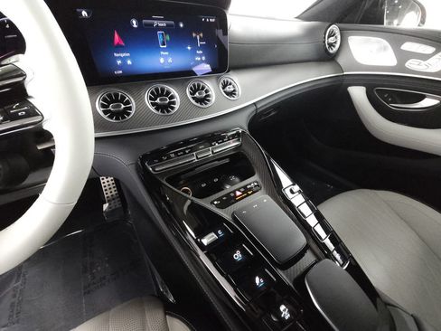 Certified 2024 Mercedes-Benz AMG GT 63 image 15