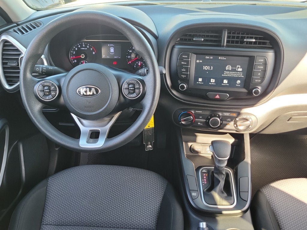 Used 2021 Kia Soul LX FWD image 9