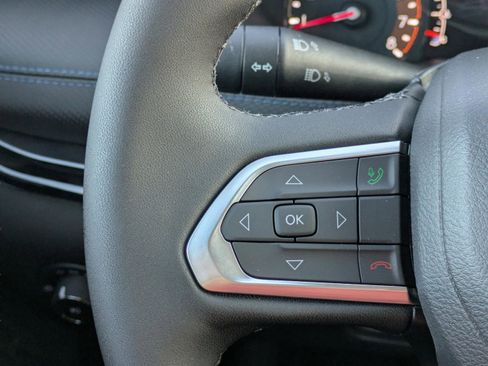 New 2026 Jeep Compass Latitude w/ Sun and Sound Group AWD/4WD image 27