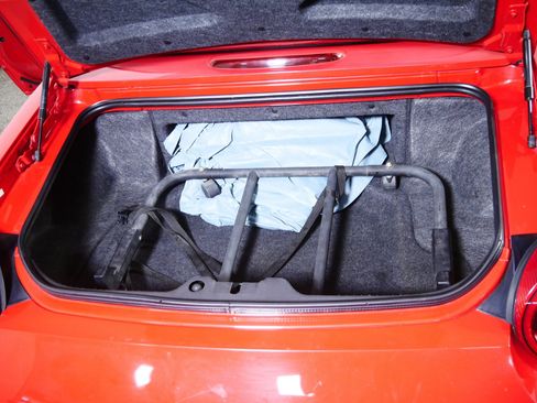 Used 2002 Ford Thunderbird image 18