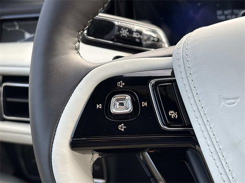 New 2026 Lincoln Aviator Black Label w/ Jet Appearance Package image 26