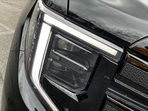 Used 2023 GMC Sierra 1500 Elevation w/ LPO, Elevation Black Package image 23